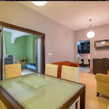 아파트 Krum 2 Bedroom Flat 소피아