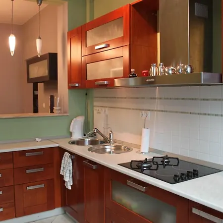Krum 2 Bedroom Flat Апартамент София