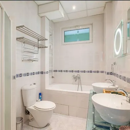 Krum 2 Bedroom Flat 索菲亞