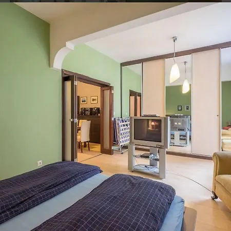 Krum 2 Bedroom Flat *