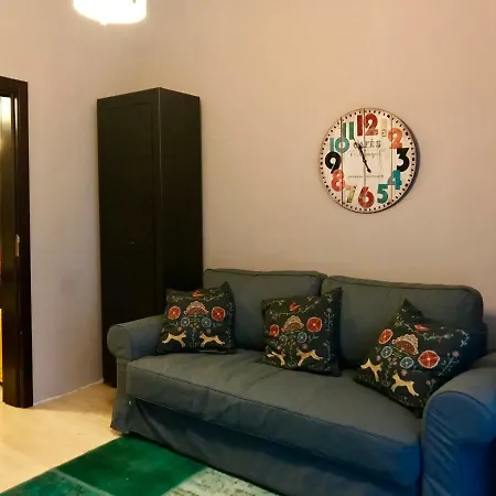 Апартамент Krum 2 Bedroom Flat